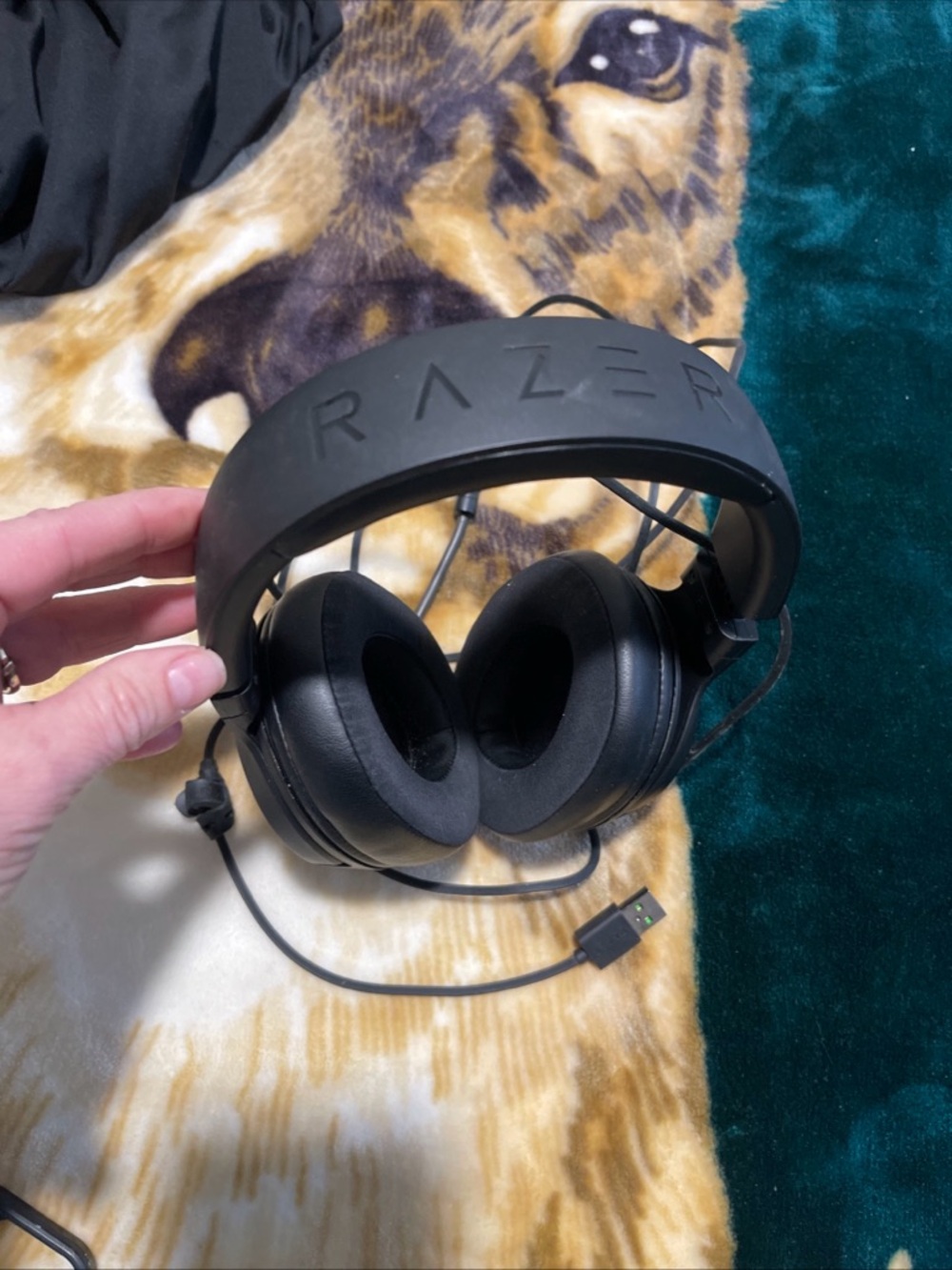 Razer Black Wired Over-Ear Headset with USB pre owned